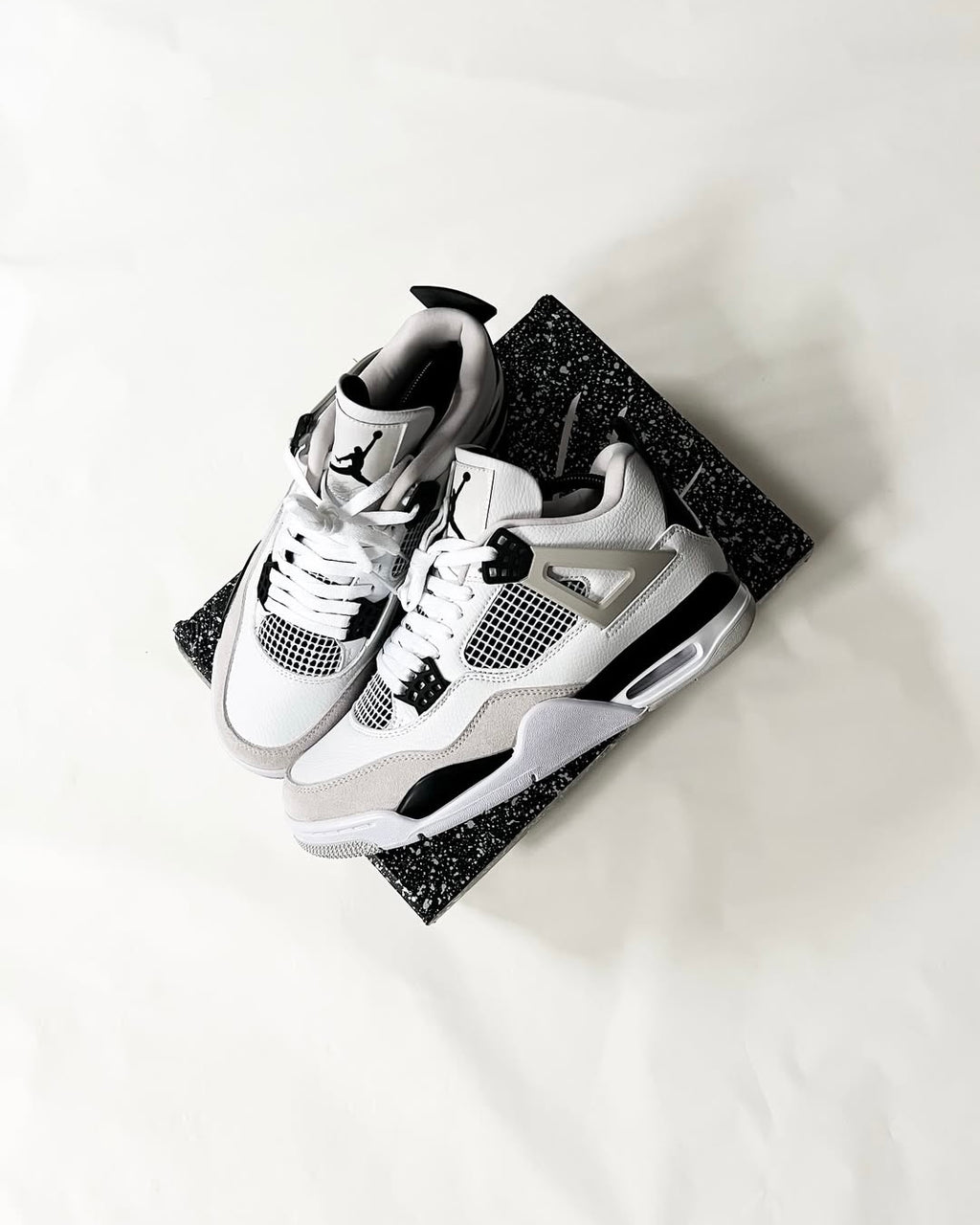 Military black Jordan 4