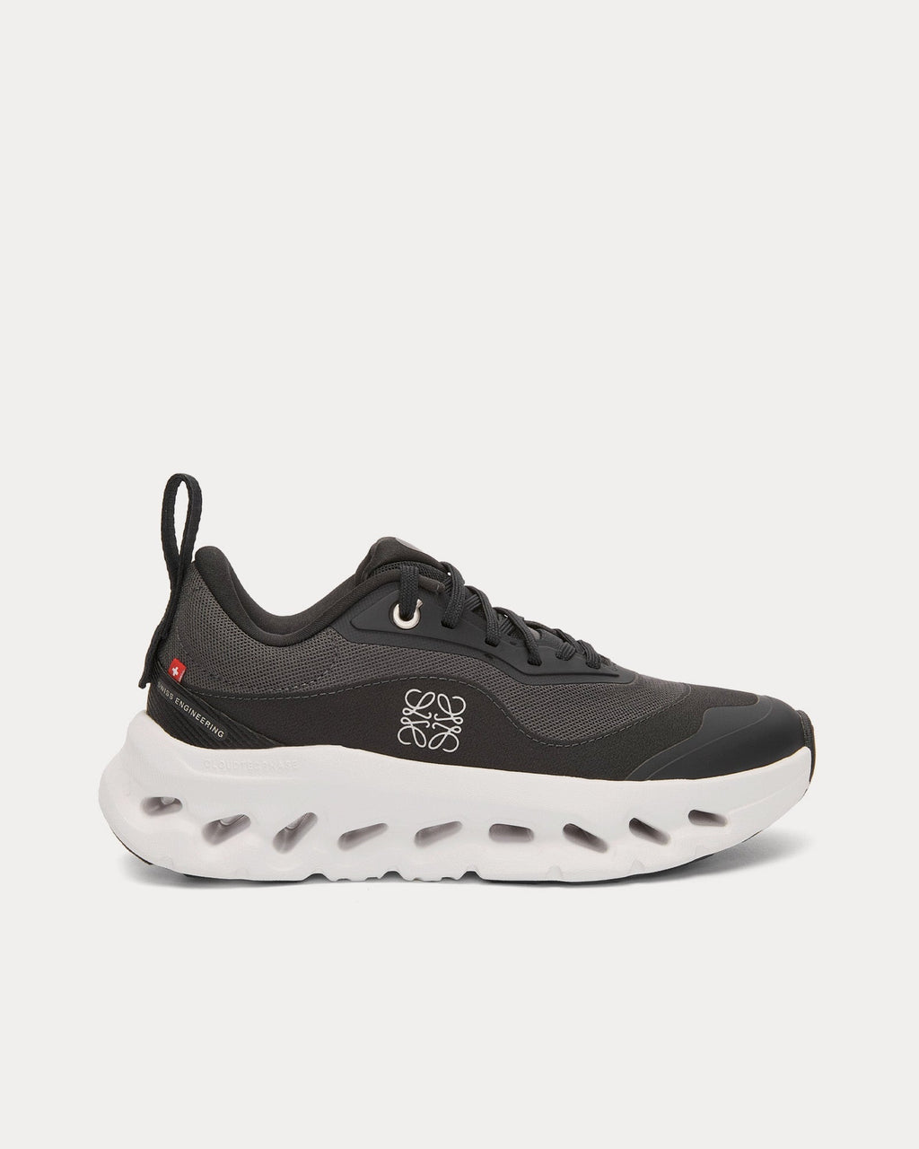 On Cloud X Loewe